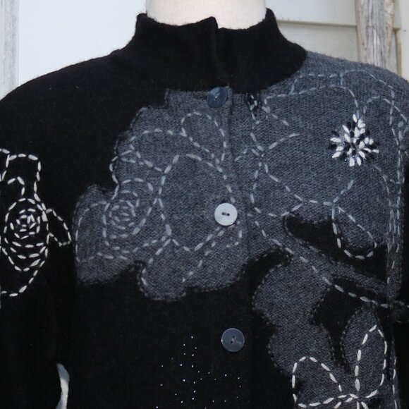 Susan Bristol Black and Gray Floral Cardigan - Picture 2 of 8